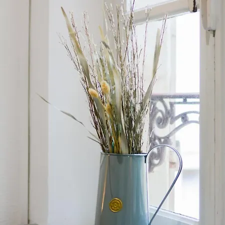 Vieille 4 Personnes Νανσύ